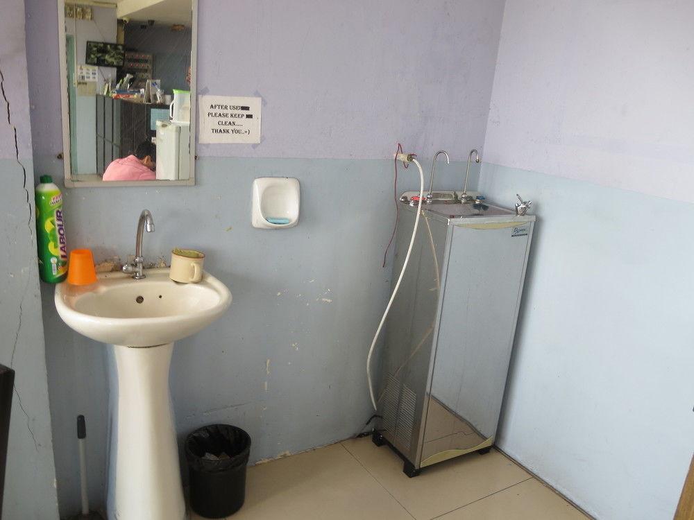 A&J Budget Hotel Kota Kinabalu Kültér fotó